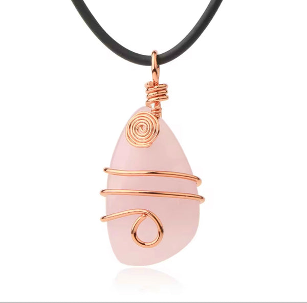 𝒞𝒾𝒶𝓇𝒶’𝓈 𝓅𝓇𝒶𝓎𝑒𝓇 Pendant necklace